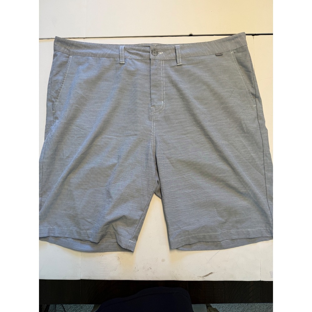 TravisMathew Mens Grey Micro Stripe Golf Shorts Size 42 Stretch Performance